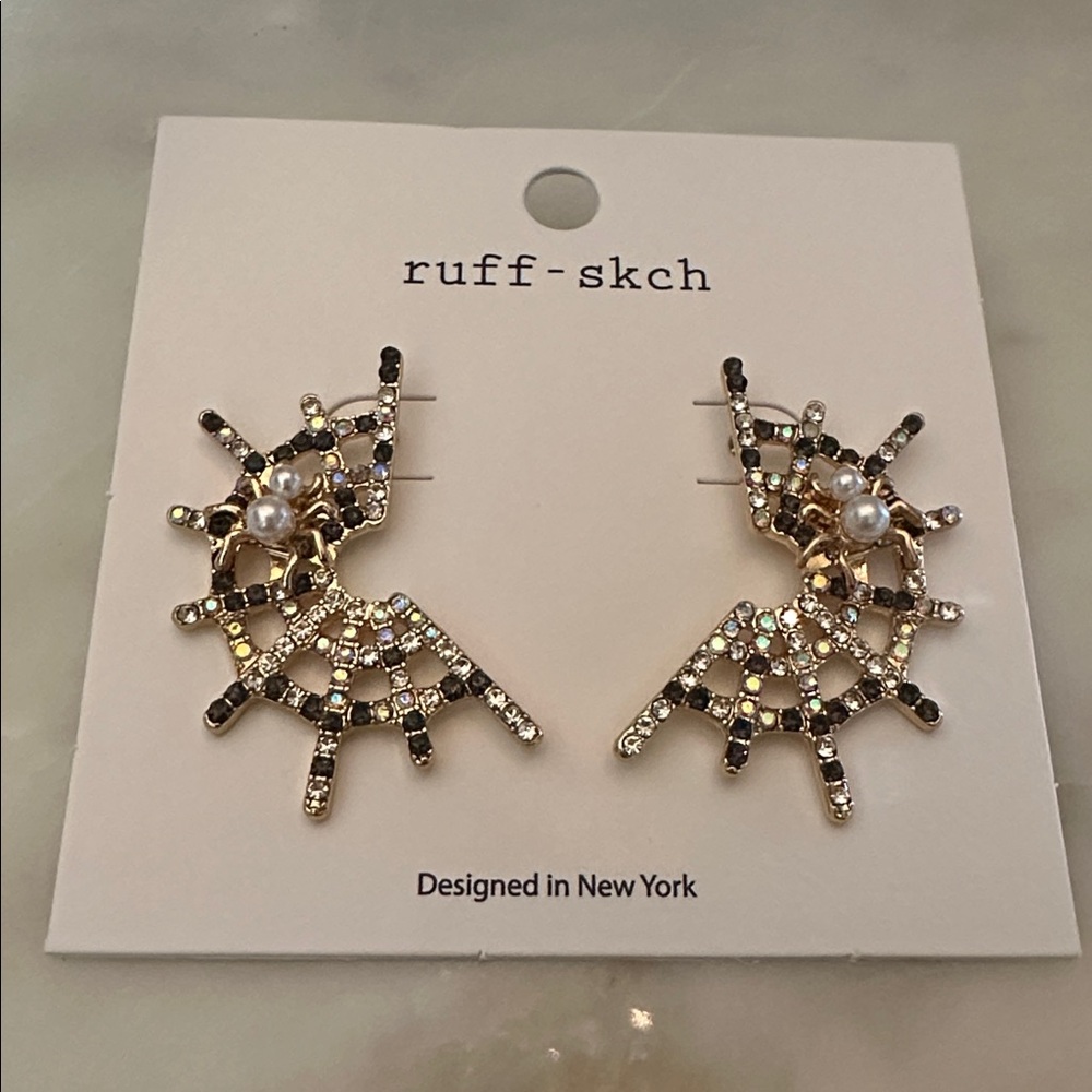 Spiderweb, Gold, Black & Pearl  Earrings